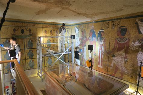 Khám phá Di sản: Cuộc Khảo Phá Mộ Pharaoh Tutankhamun và Sự Phục Hồi của Uy Danh Ai Cập Cổ Đại